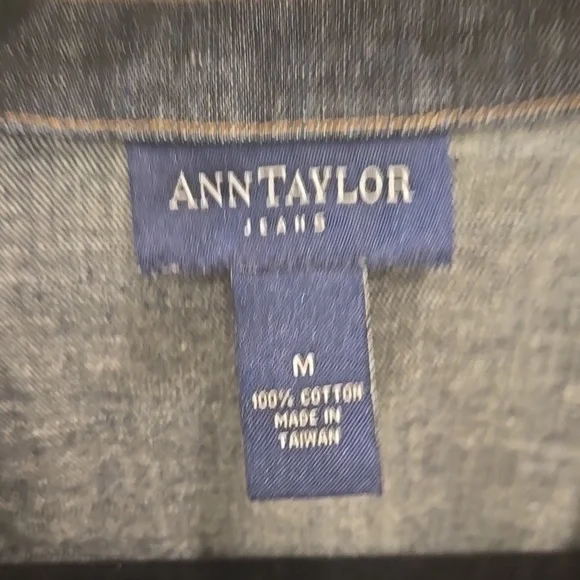 Ann Taylor Jean Jacket Lightweight M - Picture 3 of 9